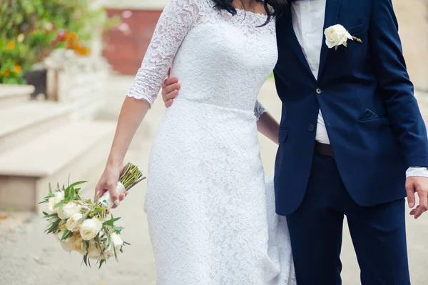 Nagy Esküvői Csokor Reggel Menyasszony — Stock Fotó