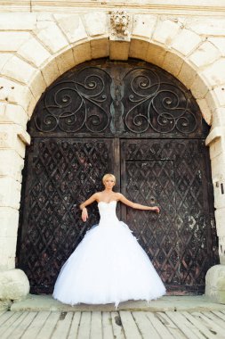 Gelinlik güzel şehvetli gelin sarışın 