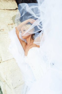 Gelinlik güzel şehvetli gelin sarışın 