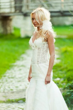 güzel gelin şehvetli portresi