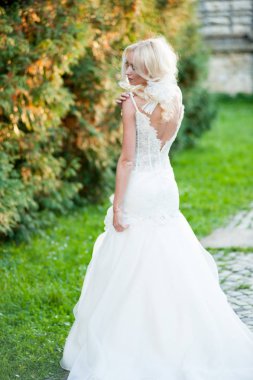 güzel gelin şehvetli portresi