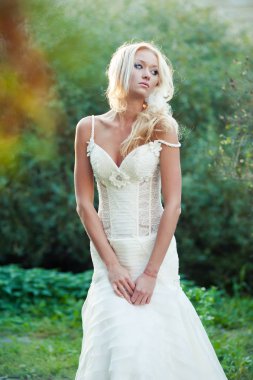 güzel gelin şehvetli portresi