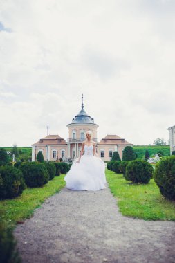 Gelinlik güzel şehvetli gelin sarışın 