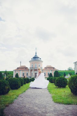 Gelinlik güzel şehvetli gelin sarışın 