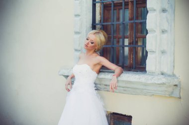 Gelinlik güzel şehvetli gelin sarışın 