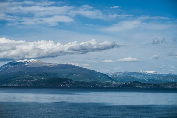 Hermoso Lago Alpino Italiano Garda — Foto de Stock