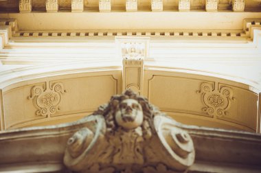 Paris 'in eski klasik mimarisi. Cephe elementleri