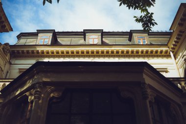 Paris 'in eski klasik mimarisi. Cephe elementleri