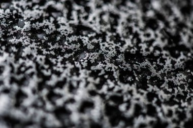 Metal yapı parçaları ve yapıların korunması için toz boyası