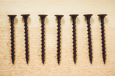 Ahşap ayrıntılar için bir donanım seti.