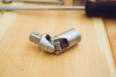 Onarım için anahtarlar..