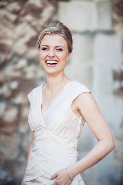 Beautiful Happy Blonde Bride Her Wedding Day — Stock Photo, Image