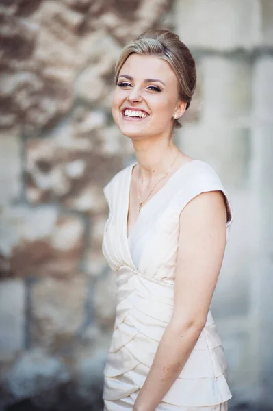 Beautiful Happy Blonde Bride Her Wedding Day — Stock Photo, Image