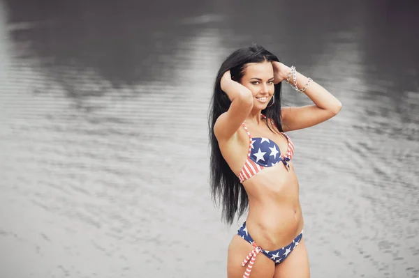 Beautiful Smiling Young Woman American Flag Beach Independence Day — Stock Photo, Image