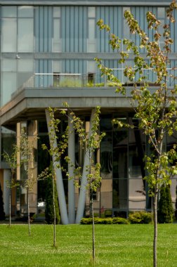 Modern şehir binası modern cephe dekorasyonu