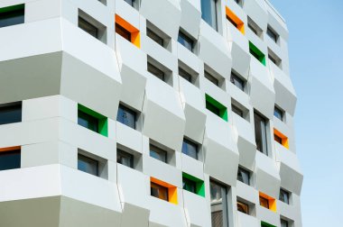 Modern şehir binası modern cephe dekorasyonu