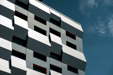 Modern şehir binası modern cephe dekorasyonu