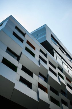 Modern şehir binası modern cephe dekorasyonu