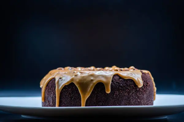 Bolo Doce Com Nozes Close — Fotografia de Stock