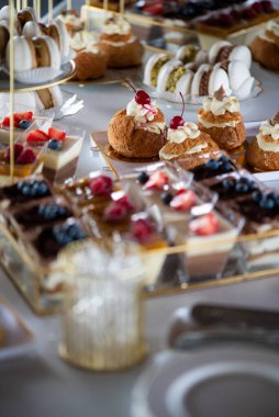 delicious and beautiful wedding table