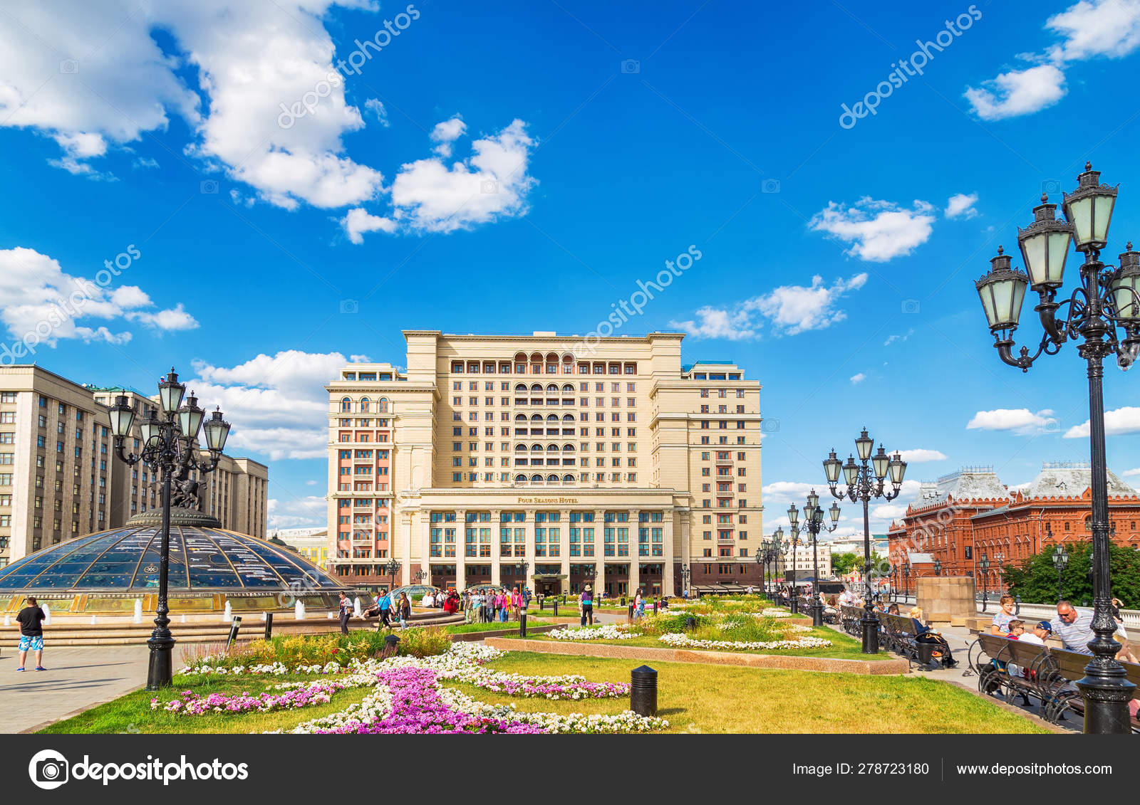 Four Seasons Hotel Moscow In Manezhnaya Square Central Moscow Stock Editorial Photo Anaiz777 278723180