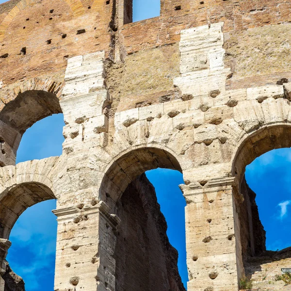 Colosseum Veya Coliseum Olarak Bilinen Flavius Anfi Tiyatro — Stok fotoğraf