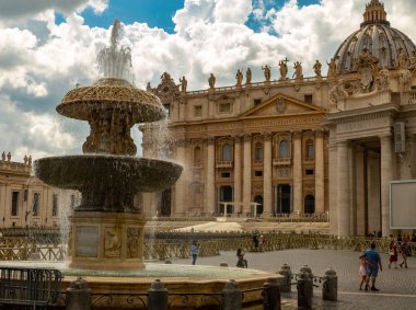 St. Peter Bazilikası Vatikan görünümü