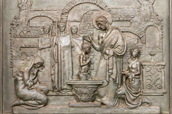 Antigo Baixo Relevo Que Descreve Batismo Cristo — Fotografia de Stock
