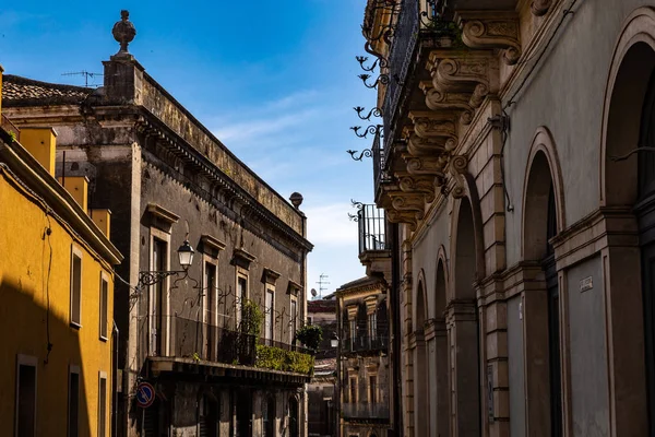 Las Casas Sicilianas Muy Antiguas Calle — Foto de Stock