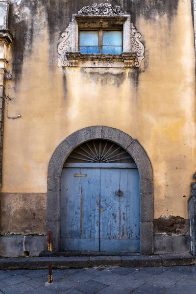 Antigua Puerta Una Casa Siciliana — Foto de Stock