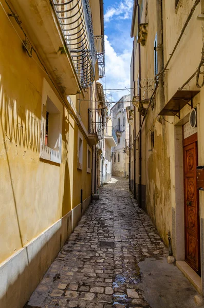 Scicli (Sicily): characteristic alleys — Stock Photo, Image