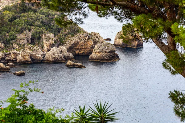 Pohled Ostrov Isolu Bellu Modré Moře Taormině Sicílie Itálie — Stock fotografie