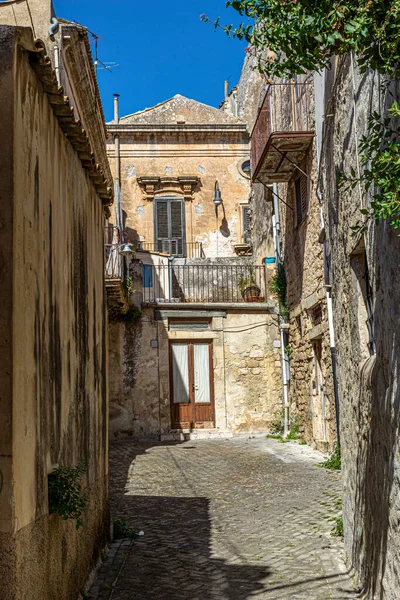 莫迪卡 西西里 西西里古城的巴洛克小巷 — 图库照片