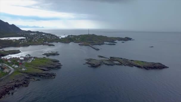 Letecký pohled na pobřeží Lofoten — Stock video