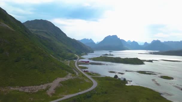 Letecký pohled na pobřeží Lofoten — Stock video