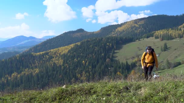 카 르 파 티아 산맥에서 관광 여행 — 비디오
