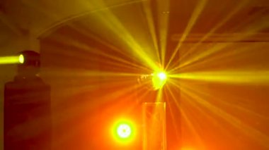 konser ışık gösterisi