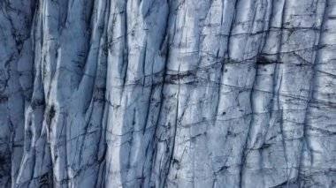 İzlanda'da Svnafellsjkull Buzulu