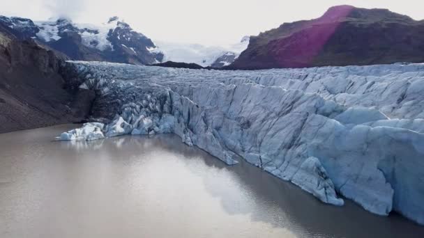 Ледник Свяфельсджкулл в Исландии — стоковое видео
