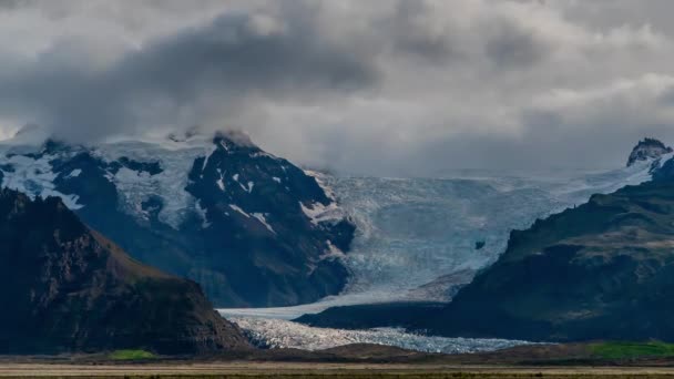 Glaciar Svinafellsjkull en Islandia — Vídeos de Stock