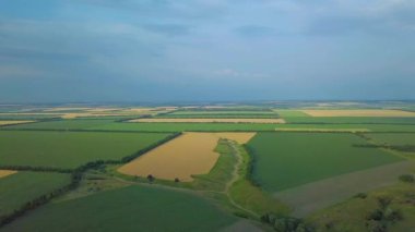 Güzel manzaranın havadan görünüşü.