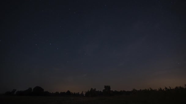 Timelapse κινούμενα αστέρια στο νυχτερινό ουρανό — Αρχείο Βίντεο