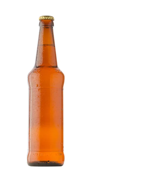 Frasco de cerveja isolado sobre fundo branco. Frasco de cerveja com wate — Fotografia de Stock