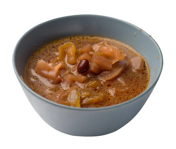 Sopa de verduras aislada sobre fondo blanco. Sopa de verduras en plato — Foto de Stock