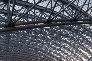 çatı destek metal yapıları.  
