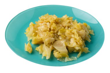 beyaz arka plan üzerinde izole tabakta kızarmış lahana. lahana üst görünümü