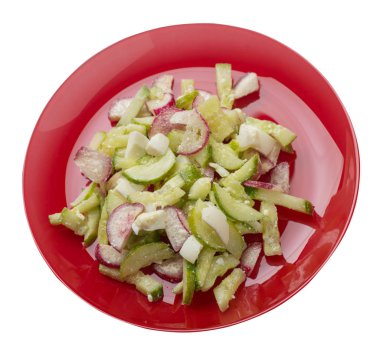 beyaz backg izole bir tabaküzerinde salatalık ve yumurta ile salata