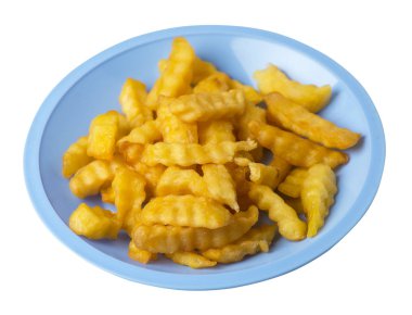 beyaz arka planda izole edilmiş bir tabakta patates kızartması.bir tabak üst görünümünde patates kızartması .abur cubur . 