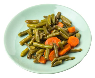 beyaz arka planda izole bir tabaktabak ta sarımsak ve havuç ile yeşil fasulye.havuç üst görünümü ile yeşil fasulye. sağlıklı gıda