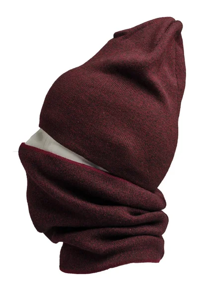 Cappello e sciarpa isolati su sfondo bianco.maglia set di cappelli a — Foto Stock